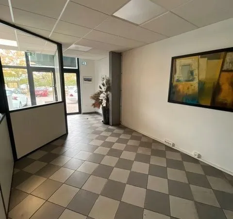 Bureau lumineux de 17 m2 - Truchtersheim, zone Super U