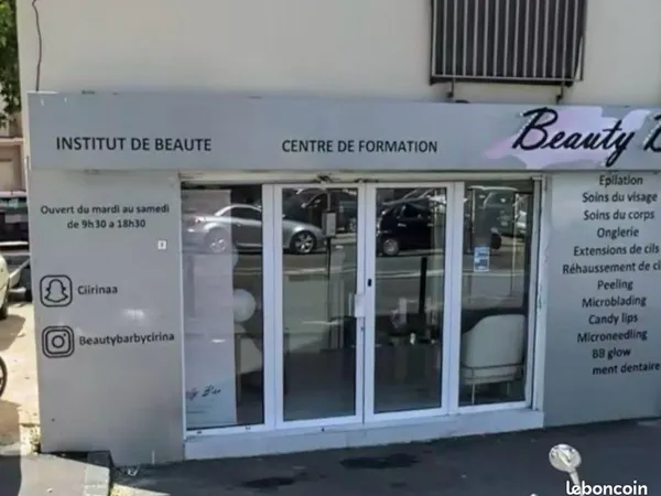 Local commercial dromel stade vélodrome
