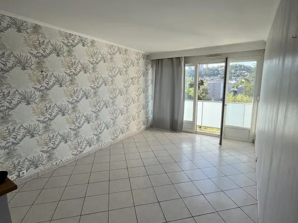 T3 10 rue Louis Soulier, Villars