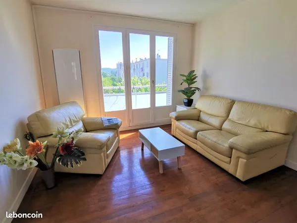 Appartement T4 meublé, lumineux, traversant, très bien isolé - 3 chambres -