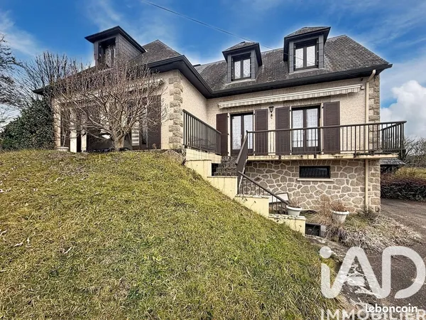 Maison familiale 6 pièces 180 m²