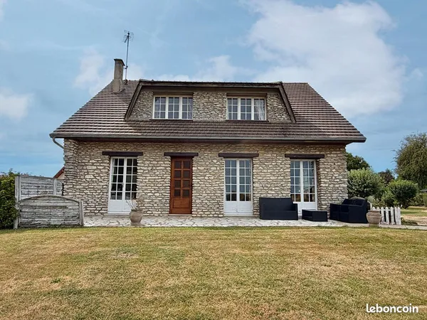 Pavillon 8 pièces 160 m²
