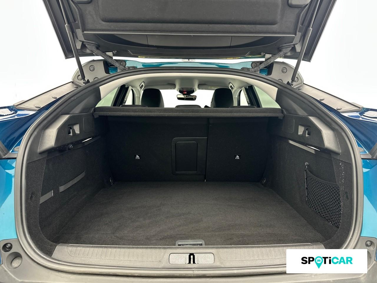 Peugeot 408 phev 225ch allure pack e-eat8 — photo 6