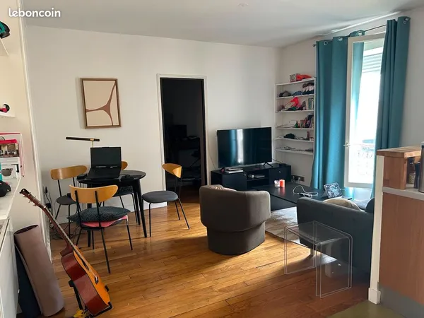 Appartement, Paris 6ème Montparnasse (entre Rennes et Vavin), 2 pièces, 49.77 m² (Loi Carrez), 585 0