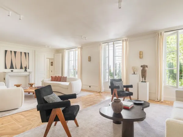 Appartement 5 pièces 185 m²