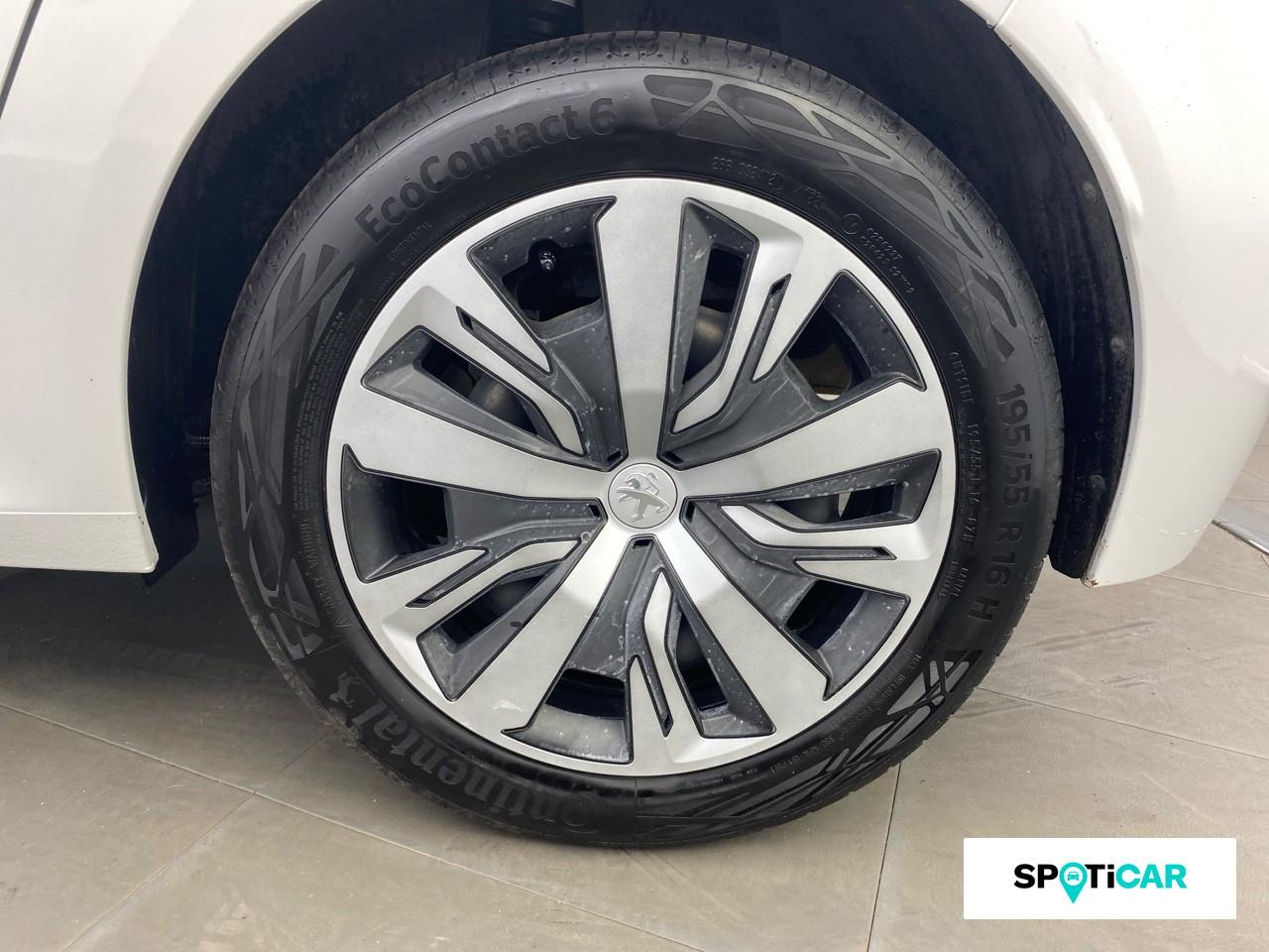 Peugeot 208 1.2 puretech 75ch s&s active business 118g — photo 11