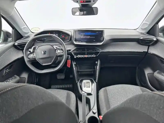 Peugeot 208 hybrid 100 e-dcs6 — photo 8