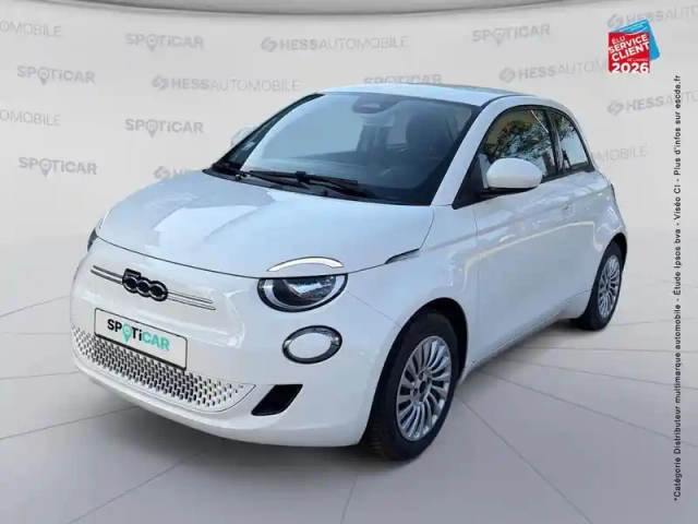 Fiat 500 e 95ch action