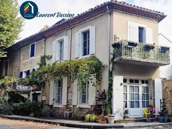 Maison de village deux chambres 67.80m2.
