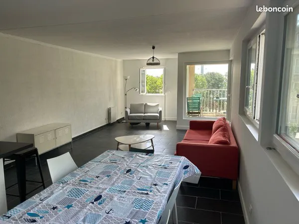 Location meublée à l année Apprt 82m2 T3