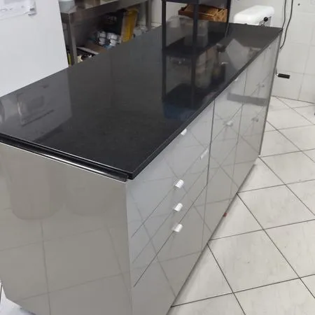 Cuisine professionnelle équipée à louer - 20 m² - Aubagne Napollon