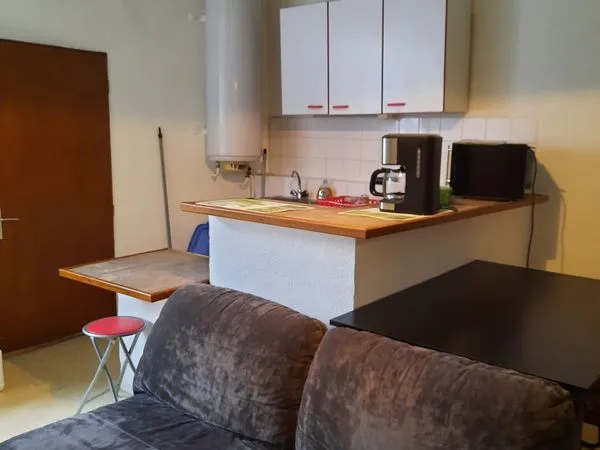 Studio meublé à louer