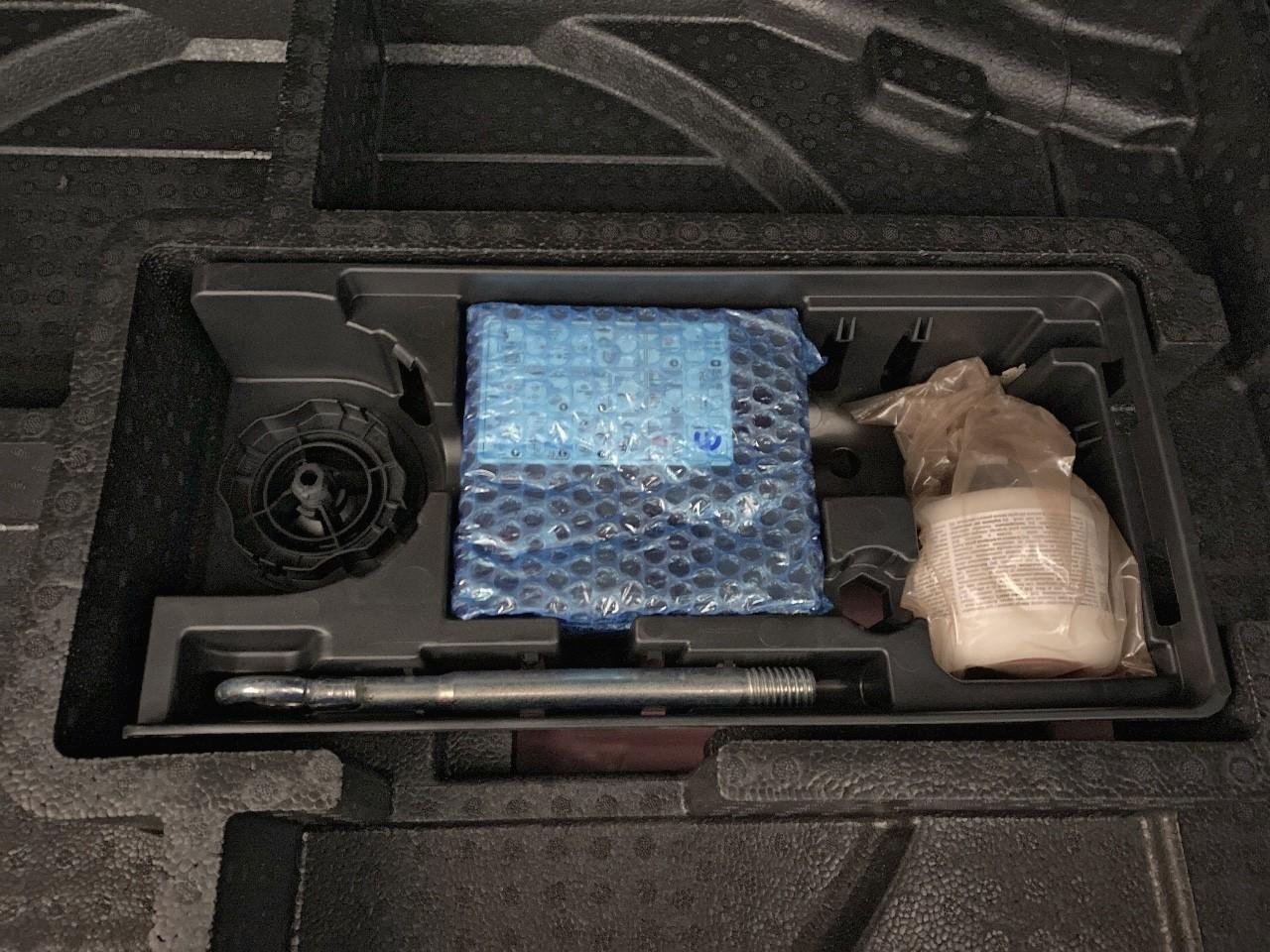 Peugeot 308 hybrid 145 e-dcs6 allure — photo 12