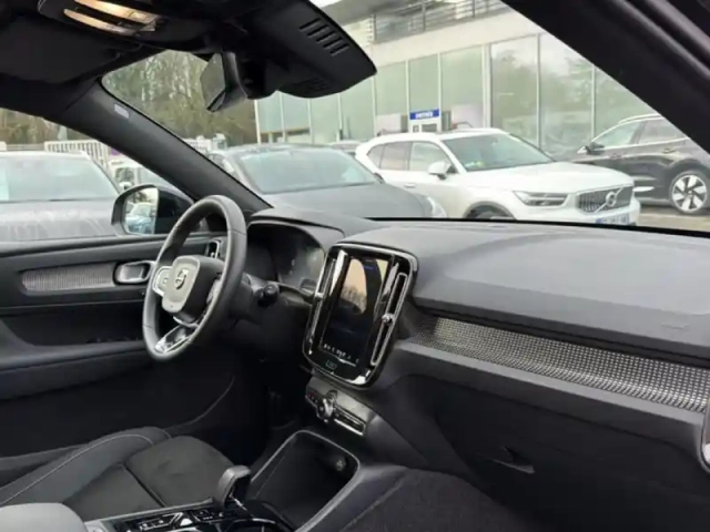 Volvo Xc40 b3 163 ch dct7 — photo 13