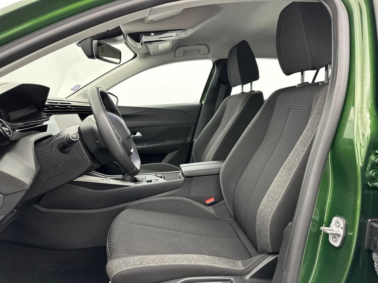 Peugeot 308 puretech 130ch s&s bvm6 active pack — photo 9
