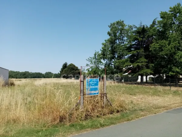 Terrain 1100 m²