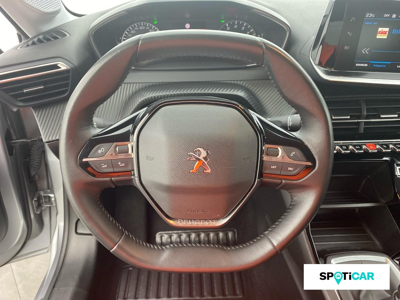 Peugeot 208 1.2 puretech 100ch s&s style — photo 12