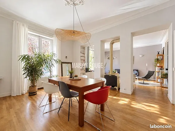 Maison 6 pièces 161 m²