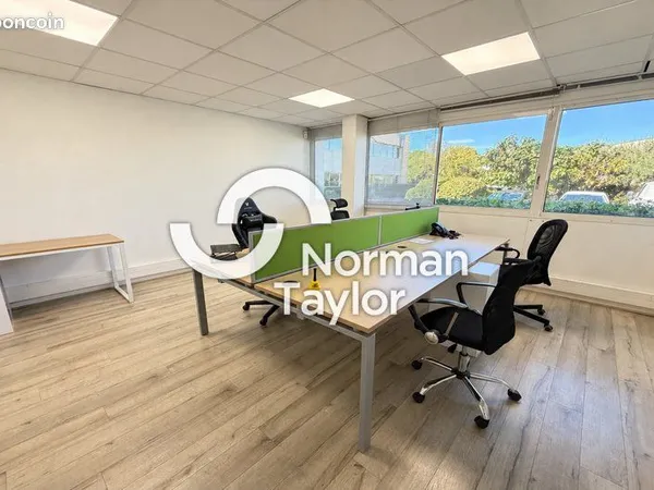 Bureaux 86 m² BAILLARGUES