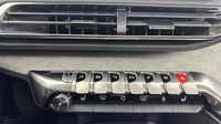 Peugeot 3008 HYBRID 225ch GT e-EAT8 — photo 19