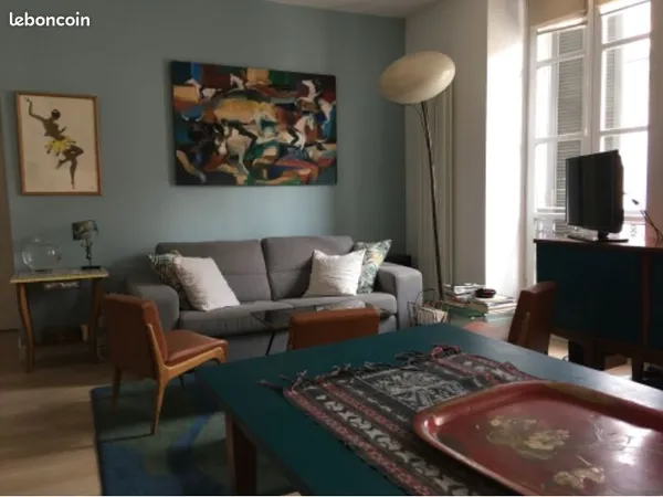 Chambre meublée à louer