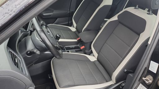 Volkswagen T-Roc 1.5 TSI 150 - Carat – 2019 – 105025 km – Essence – Boîte Manuelle — photo 35