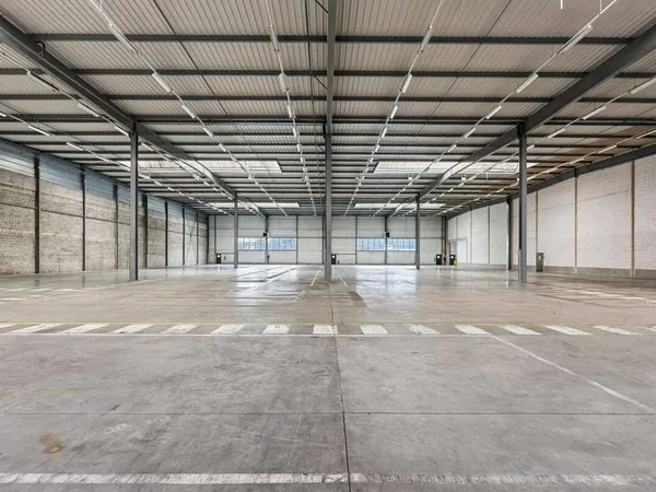 Local d'activité 265 m²