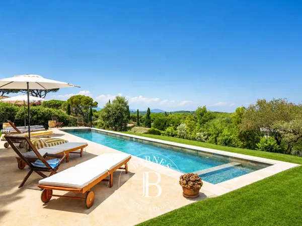 SAINT-TROPEZ - VILLA 7 CHAMBRES - VUE MER - PISCINE