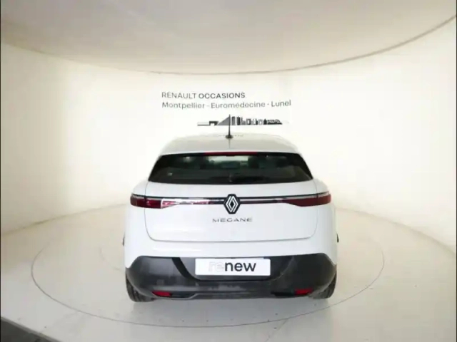 Renault Megane e-tech electric ev60 130ch evolution er optimum charge — photo 4