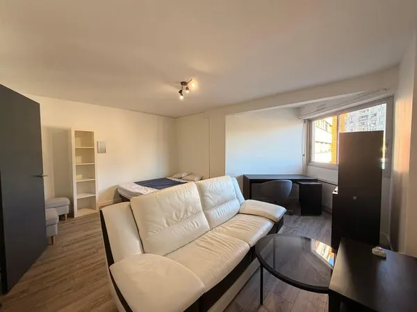 Studio 1 pièce 30 m²