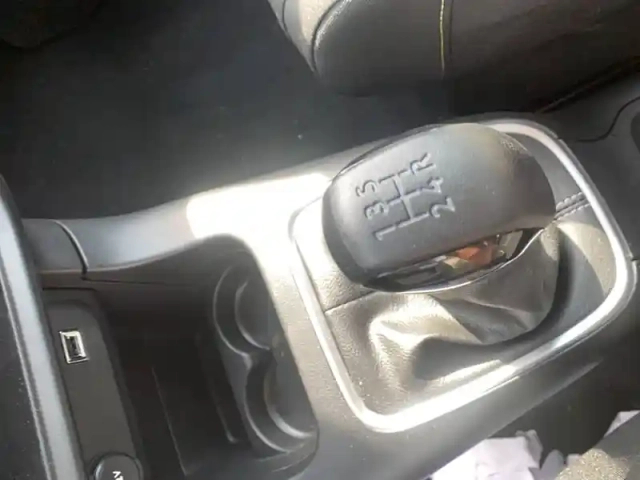 Citroën C3 puretech 83 s&amp;s bvm5 — photo 109