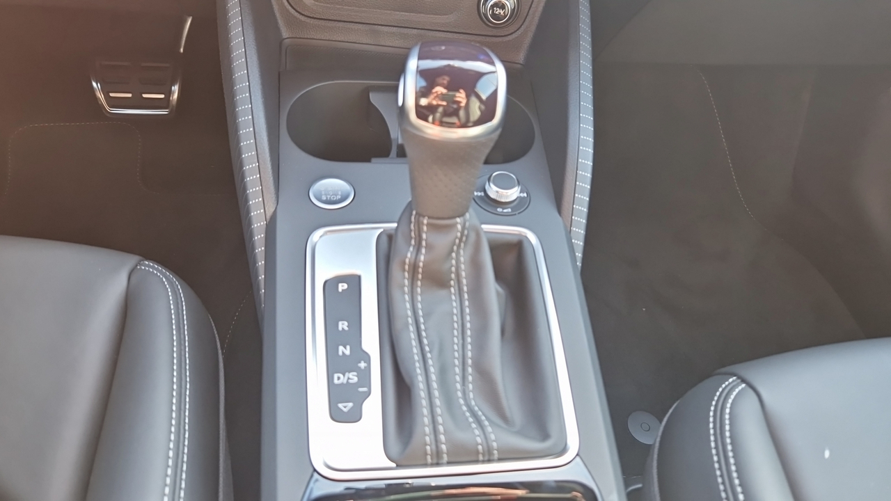Audi Q2 35 TFSI 150 S tronic 7 — photo 24