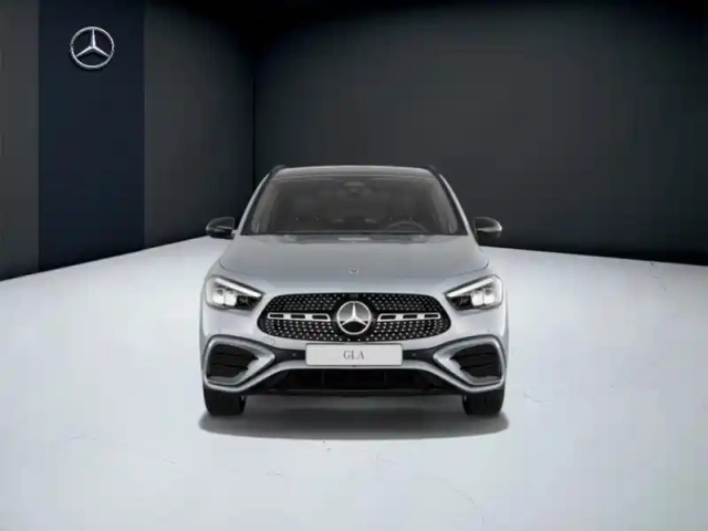 Mercedes Gla 250 e hybrid eq amg line — photo 8