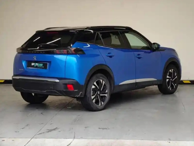 Peugeot 2008 e- 136ch allure — photo 4