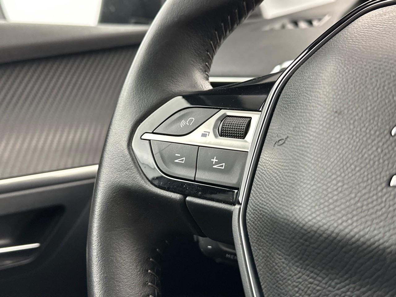 Peugeot 3008 puretech 130ch s&s eat8 style — photo 17