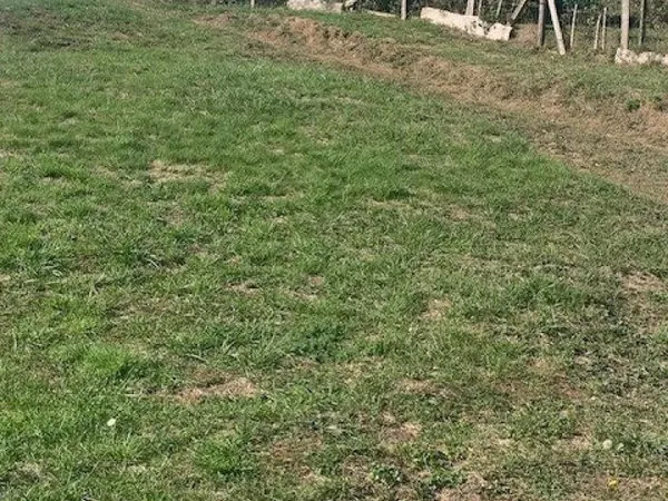 A vendre très beau terrain constructible d'environ 765 m2