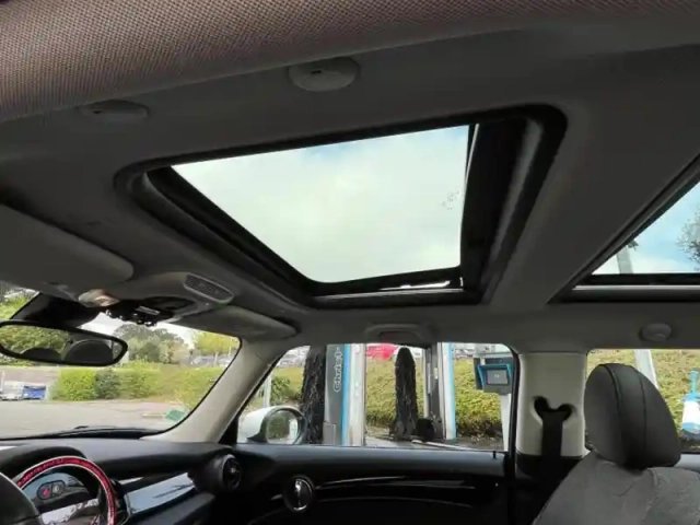 Mini Mini cooper 136ch edition premium plus bva7 — photo 10