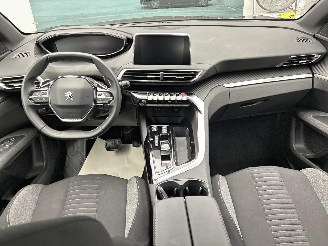 Peugeot 5008 hybrid 136 e-dcs6 active pack — photo 12