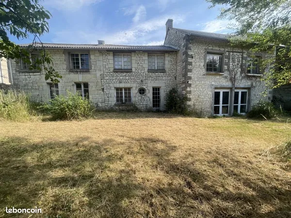 Maison 5 pièces 202 m²