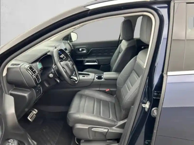 Citroën C5 Aircross hybride rechargeable 225 e-eat8 — photo 11