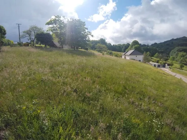 Terrain 2190 m²