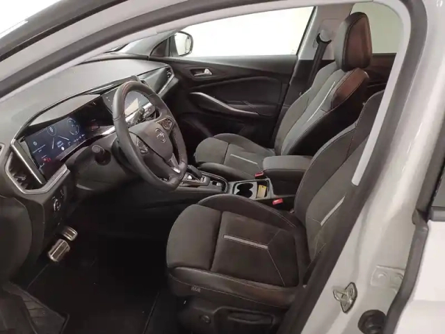 Opel Grandland hybrid 300 ch awd bva8 — photo 47
