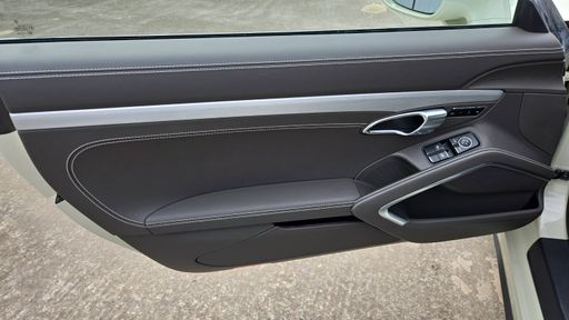 Porsche 911 Carrera S 3.8 400 - 50th Anniversaire – 2014 – 8434 km – Essence – Boîte Automatique — photo 3