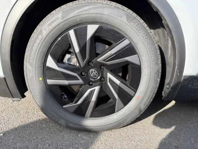 Toyota C-Hr design grande autonomie 77 kwh 224ch + — photo 9