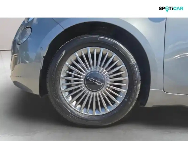 Fiat 500 e 118ch pack confort &amp; style my23 — photo 10