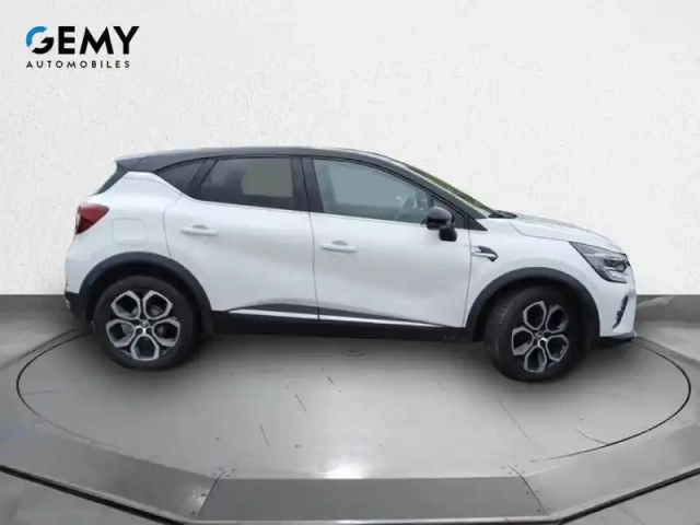 Renault Captur mild hybrid 160 edc — photo 19