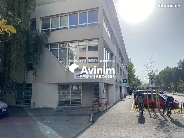 Local 105 m² Fontaine