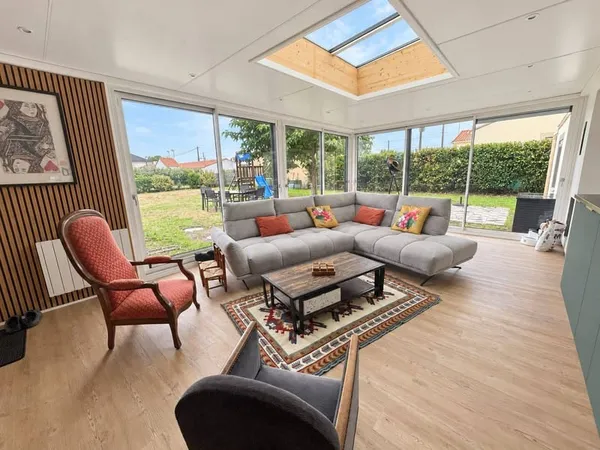 Maison de plain-pied 7 pièces 154 m²