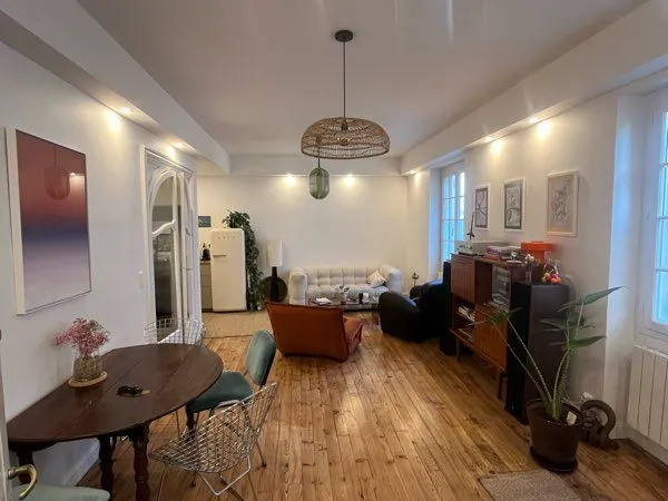 BIARRITZ - T2 Bis 54m2 - Charme de l'ancien - proche grande plage