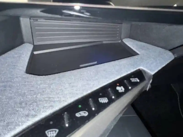 Peugeot 5008 plug-in hybrid 195 e-dcs7 — photo 29